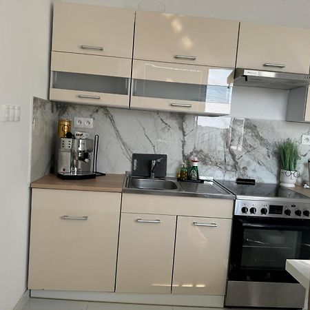 Peti Apartman Centrum Galanta Exteriér fotografie