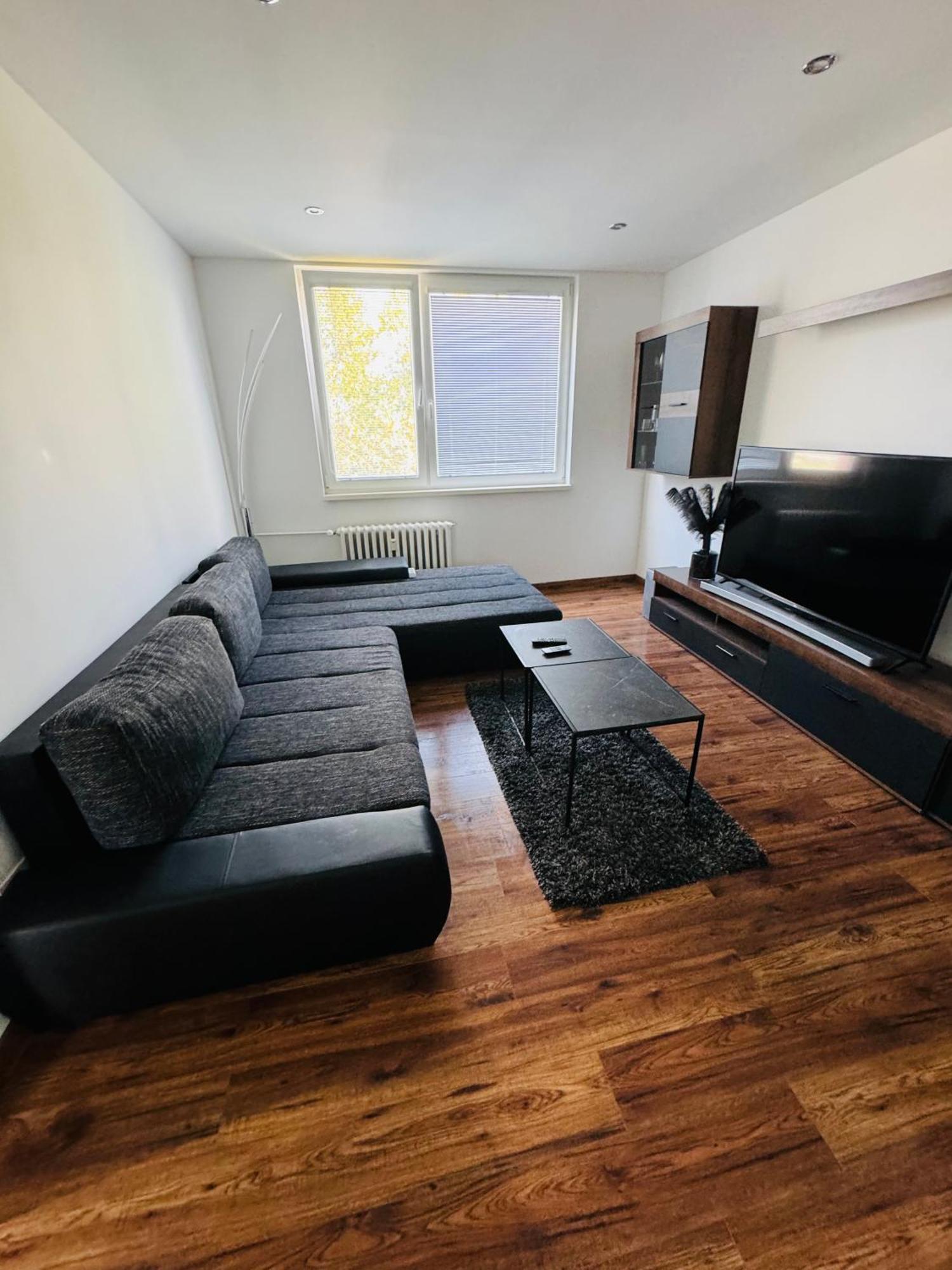 Peti Apartman Centrum Galanta Exteriér fotografie