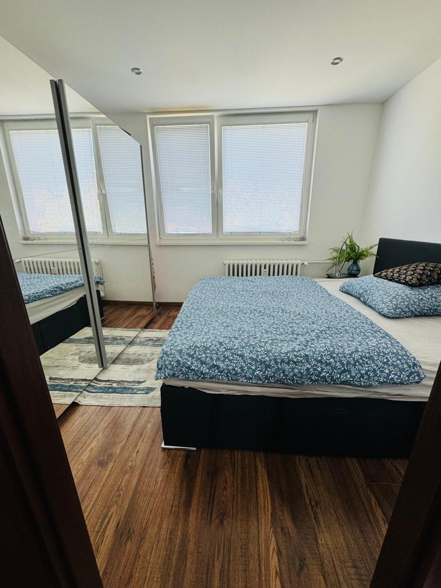 Peti Apartman Centrum Galanta Exteriér fotografie