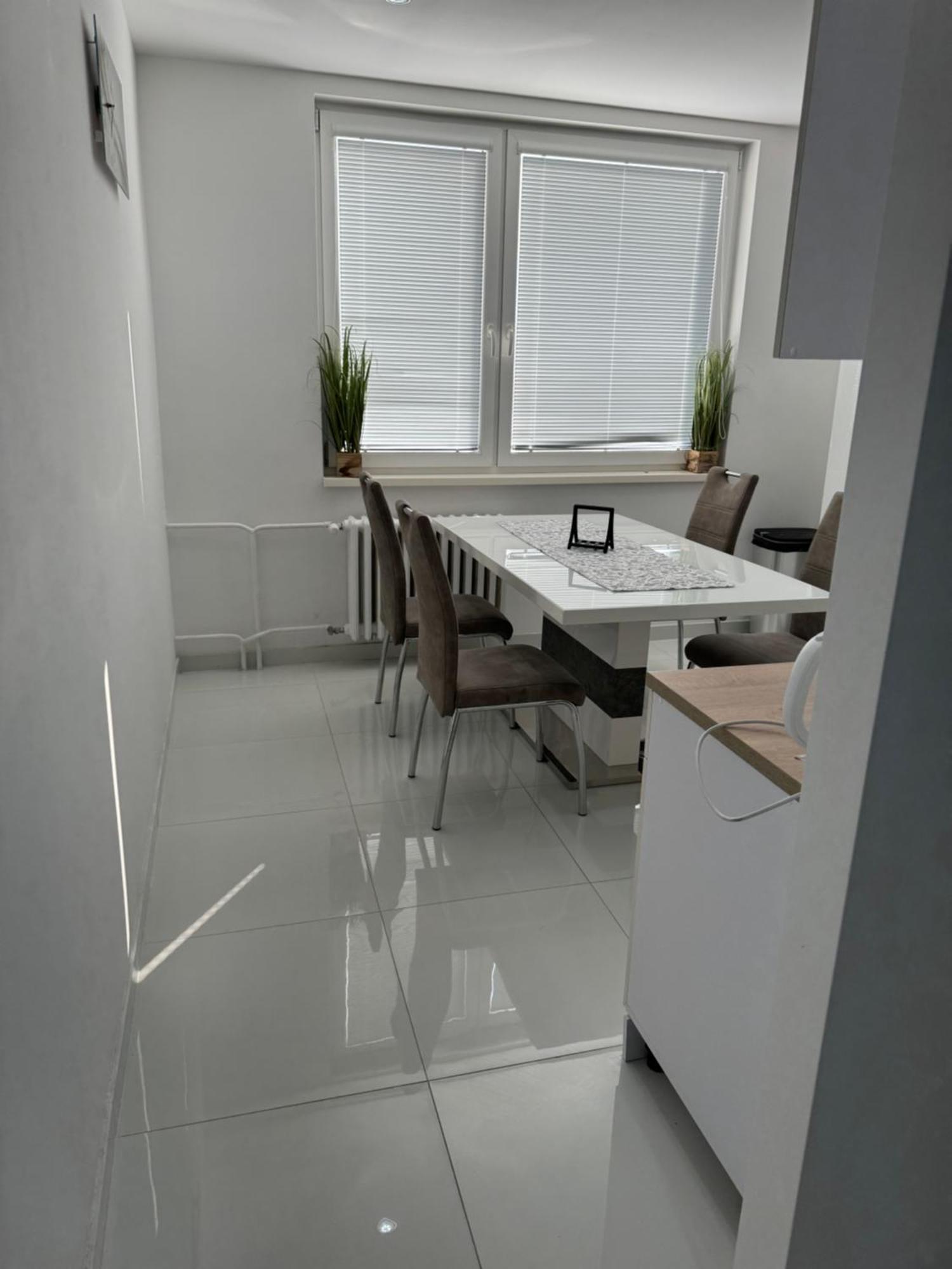 Peti Apartman Centrum Galanta Exteriér fotografie