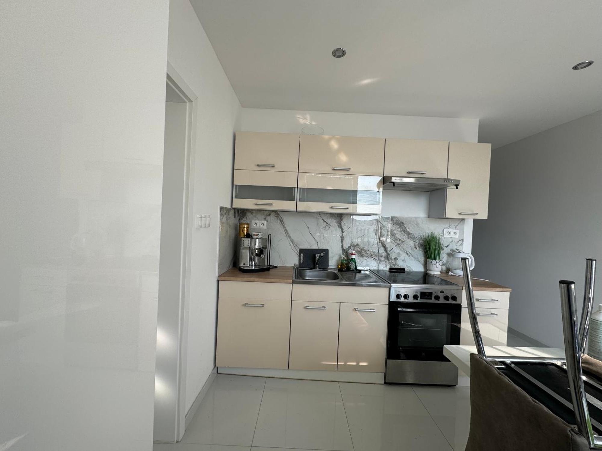 Peti Apartman Centrum Galanta Exteriér fotografie