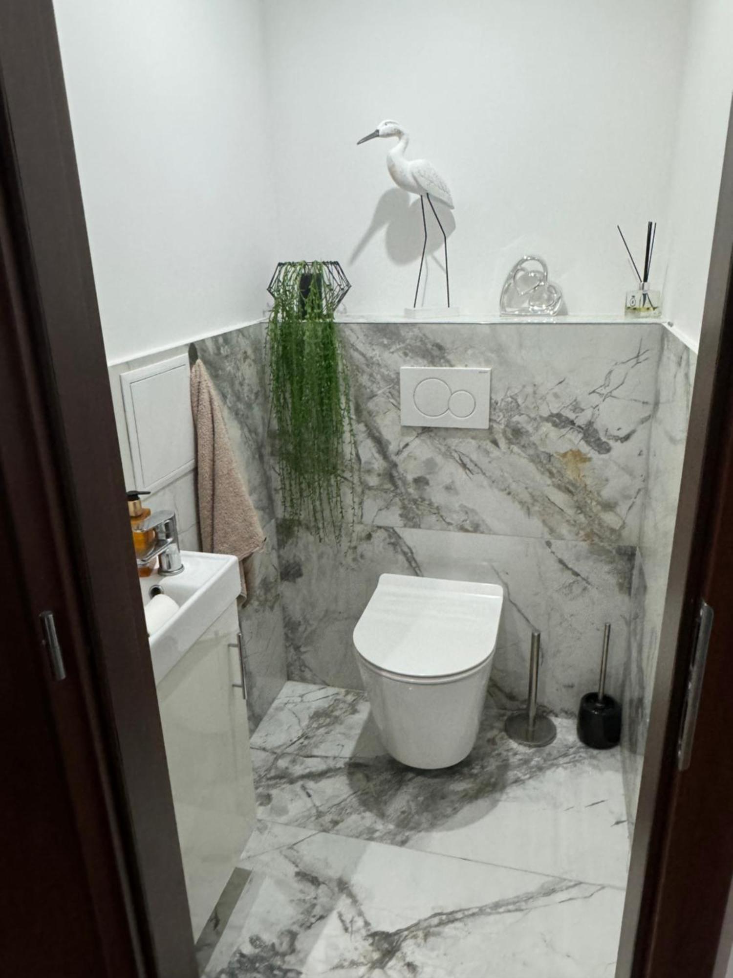 Peti Apartman Centrum Galanta Exteriér fotografie