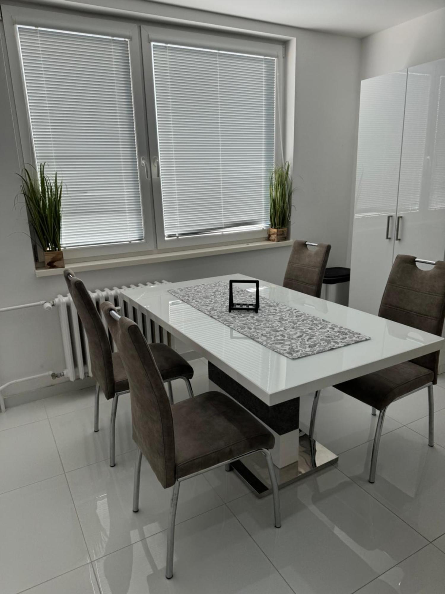 Peti Apartman Centrum Galanta Exteriér fotografie