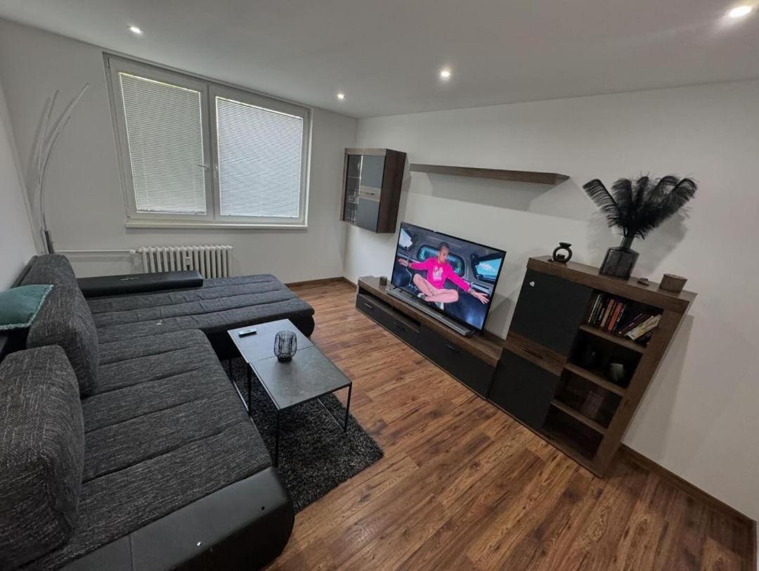 Peti Apartman Centrum Galanta Exteriér fotografie
